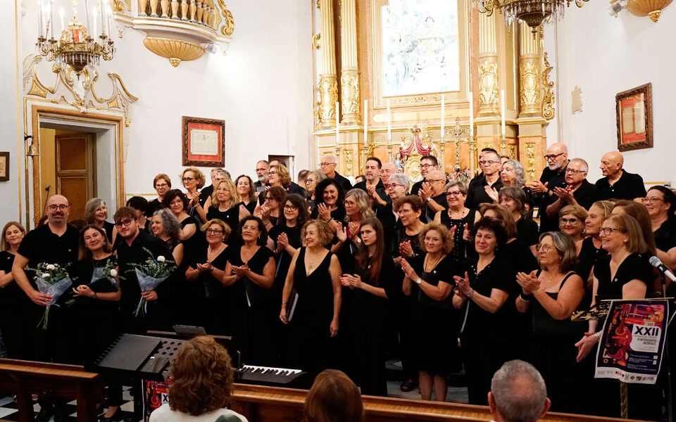 Intercanvi la Coral AACA i el Cor Echo Vocis de Sueca